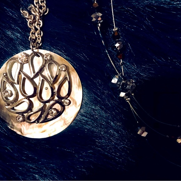 2 Spring Necklaces - Picture 2 of 2